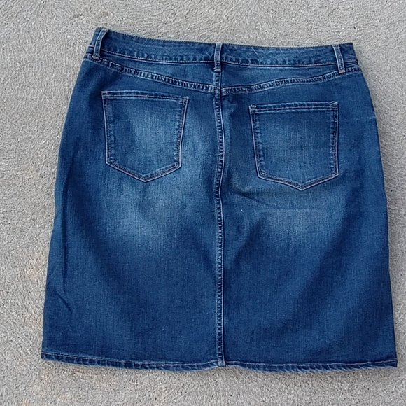 Nine West Jeans Blue Denim 5-Pocket Double Zip 22" Skirt Size 16 - Picture 2 of 3